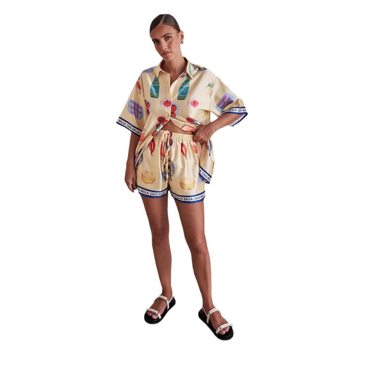 Women's set consisting of stylish short-sleeve shirt and shorts in summer design Lune London