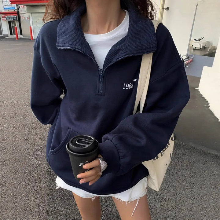 Women's sporty sweater with high collar and zipper Lisslune