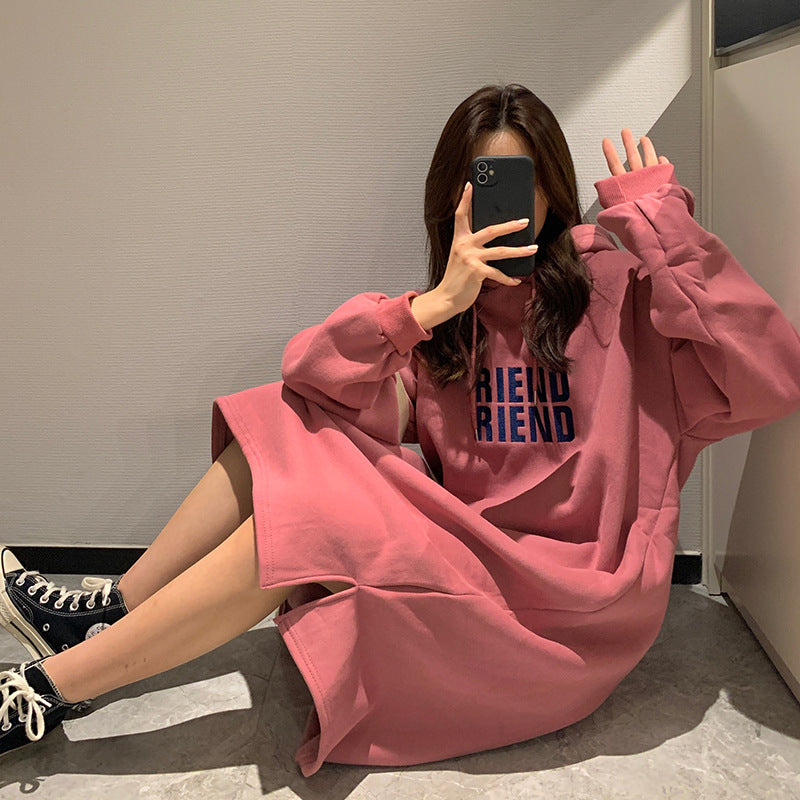 Women's hoodie dress with fashionable print and comfortable details
