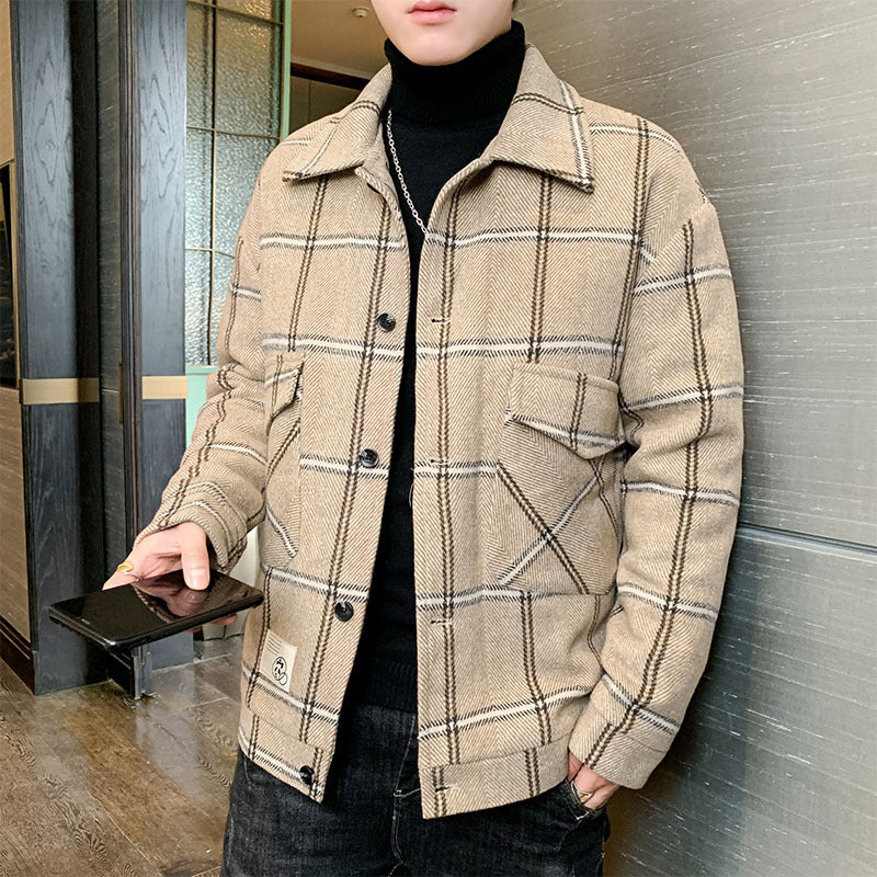 Men's stylish and lightly padded check jacket with practical flap pockets Lisslune