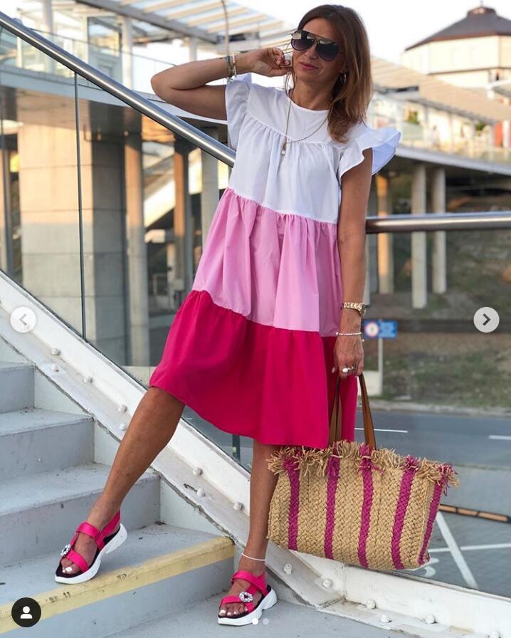 Women's casual summer dress with trendy ruffle design and airy cut
