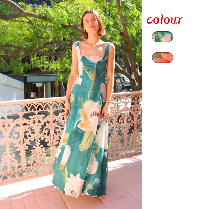 Women's maxi dress with floral patterns