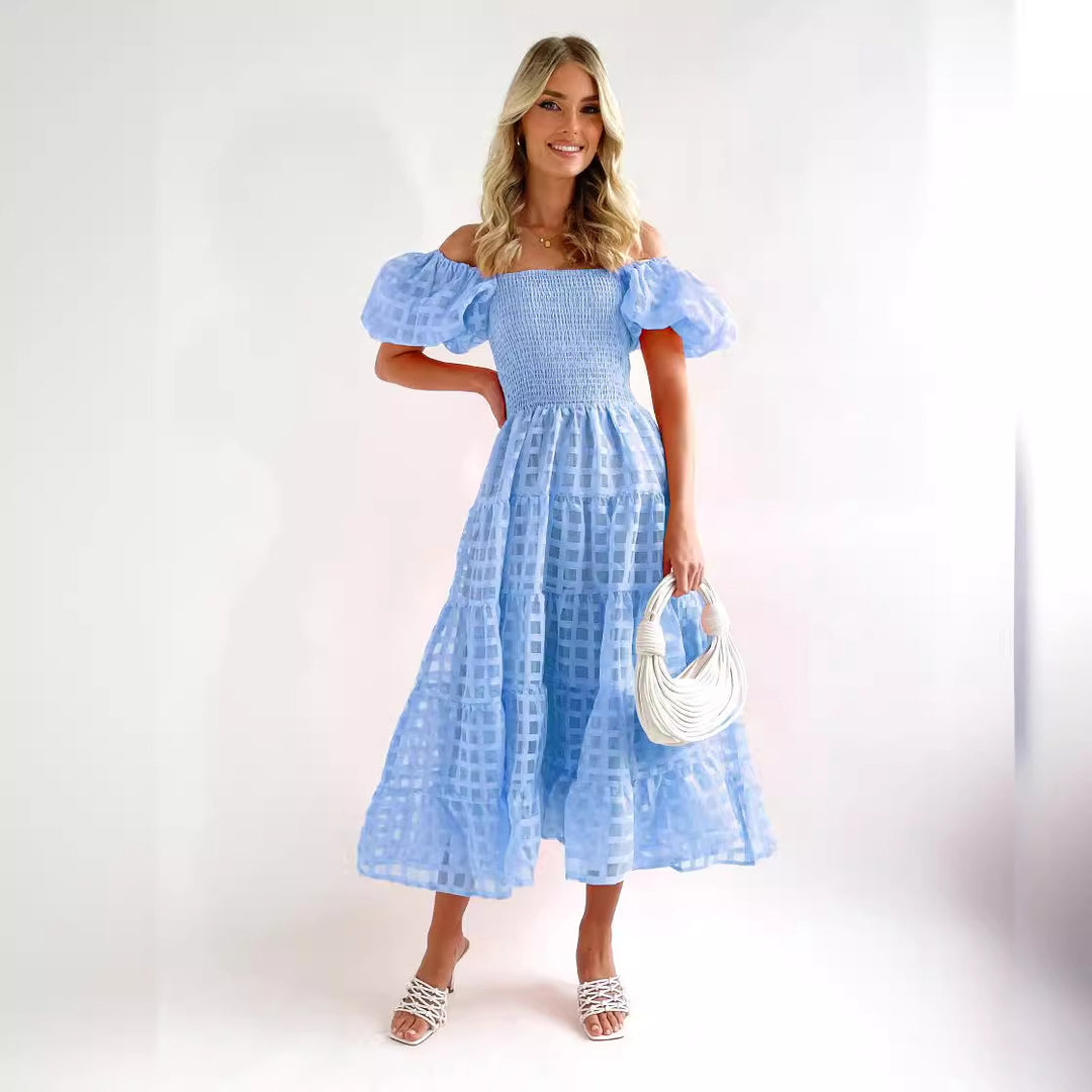 Ladies Airy Maxi Dress with Flowing Skirt and Voluminous Puff Sleeves
