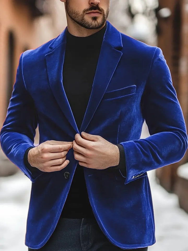 Men's elegant velvet blazer with modern cut Lisslune