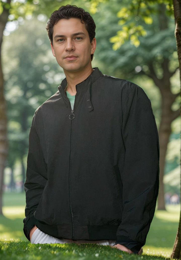 Men's lightweight transitional jacket with high collar and side pockets Lisslune