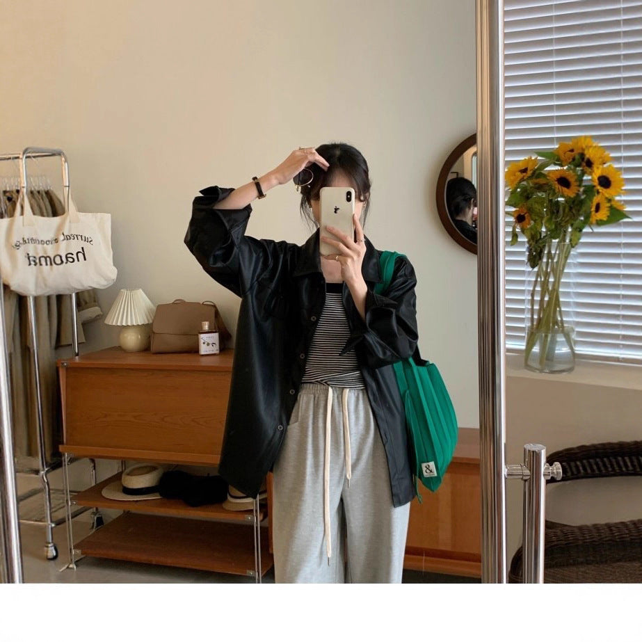 Women's outerwear jacket in fashionable oversized style with practical pockets Lisslune