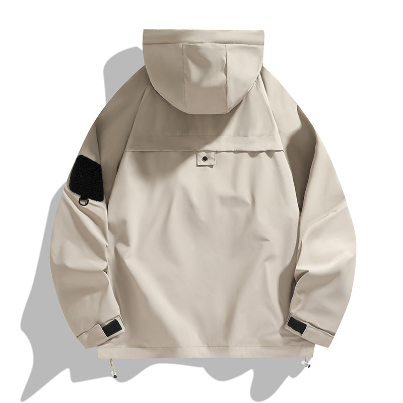 Men's lightweight outdoor jacket with modern pockets and adjustable hood collar Lisslune