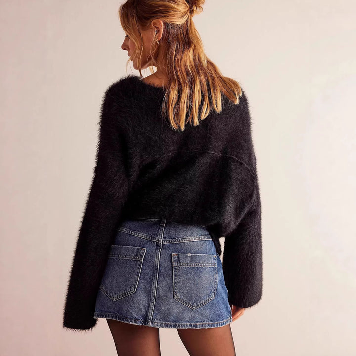 Ladies fashionable A-line denim skirt with asymmetrical button design and practical pockets Lisslune