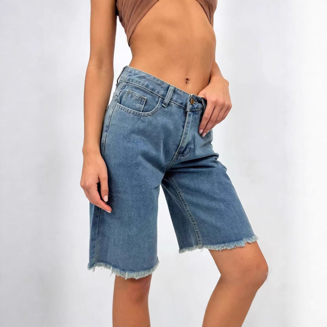 Women’s casual denim shorts with frayed hems and high waist Lisslune