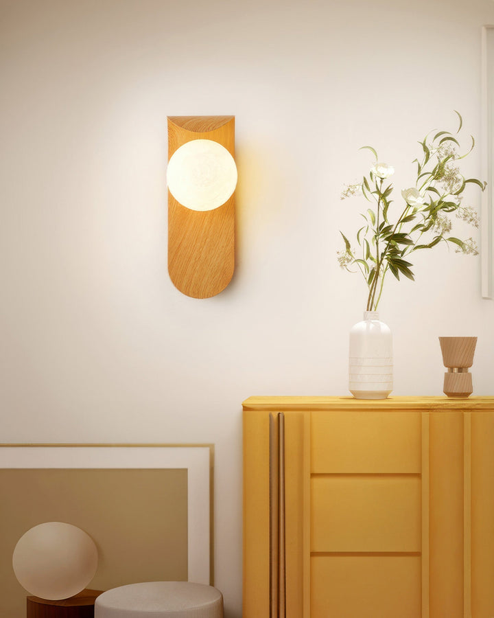Lisslune | RetroSphere - Vintage spherical wooden wall lamp
