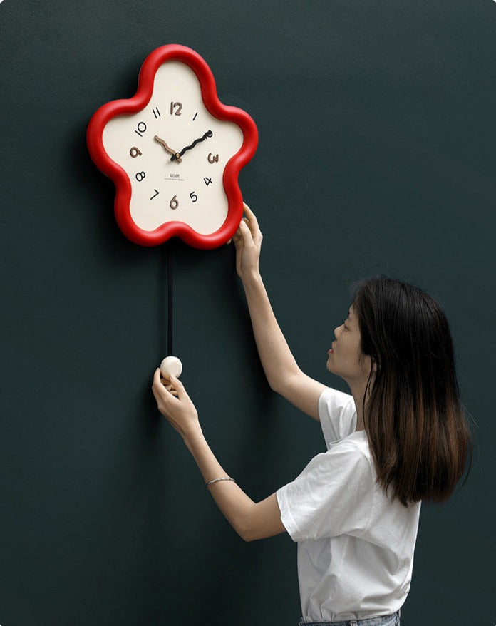 Lisslune | Cute Pendulum Wall Clock Decoration