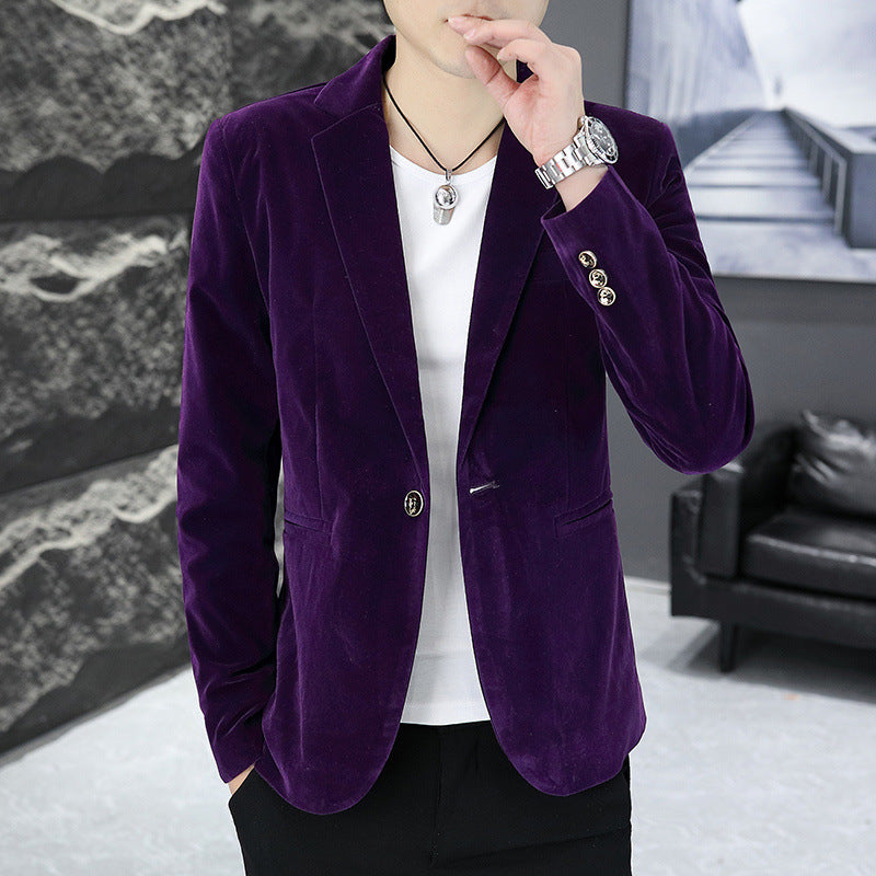 Men's velvet blazer with an elegant cut and characteristic buttons Lisslune