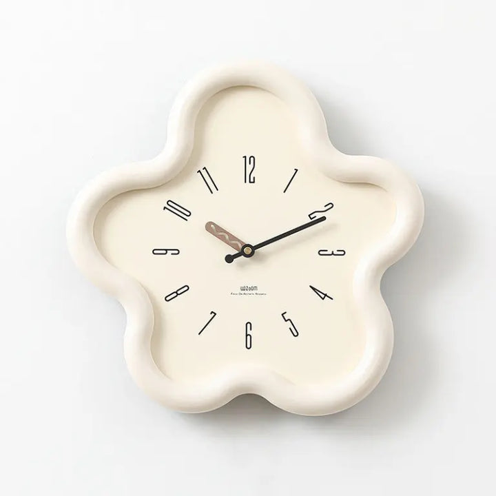 Lisslune | BloomWatch - silent 3D flower alarm clock with movement