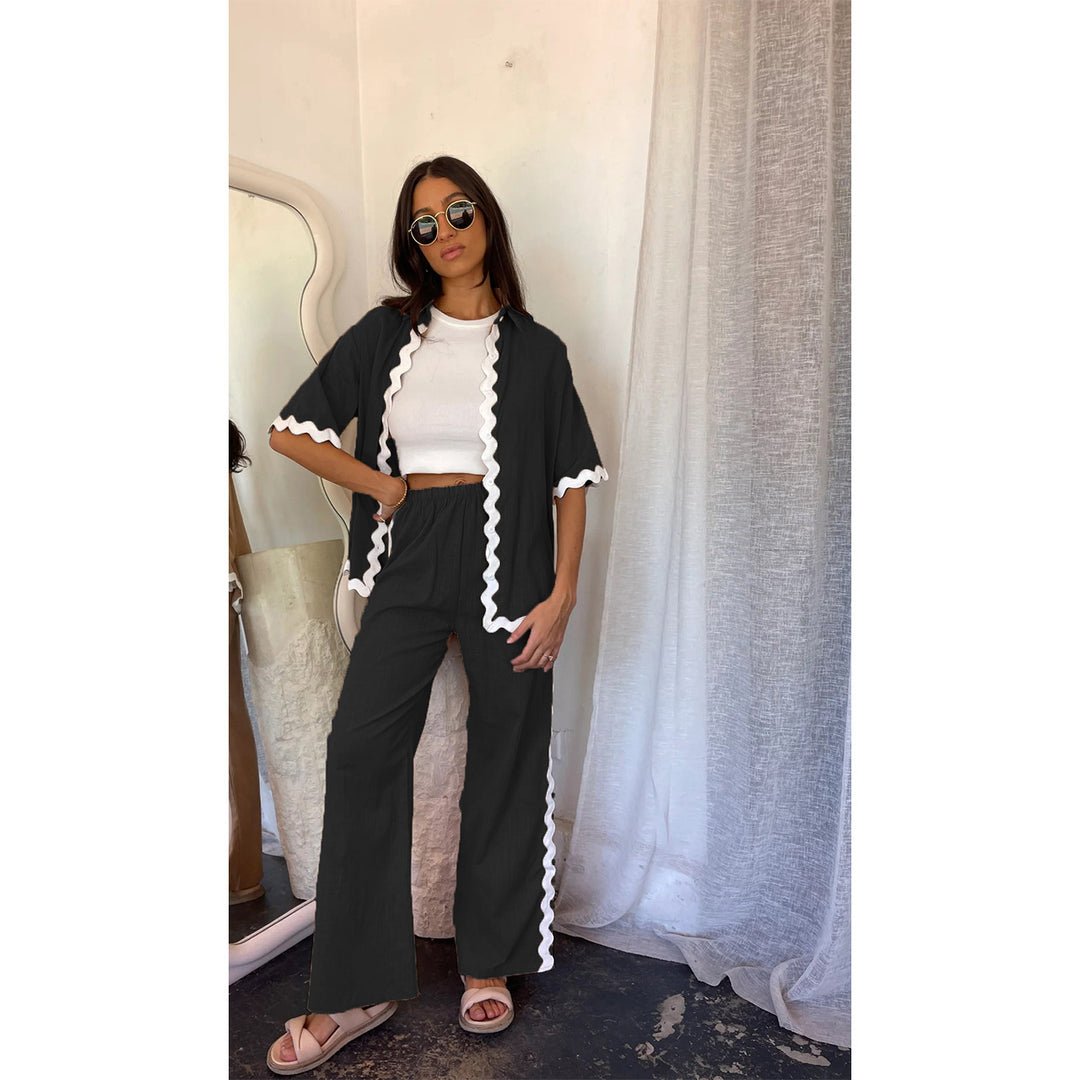 Women's two-piece set with fresh linen fabric and decorative wavy hem