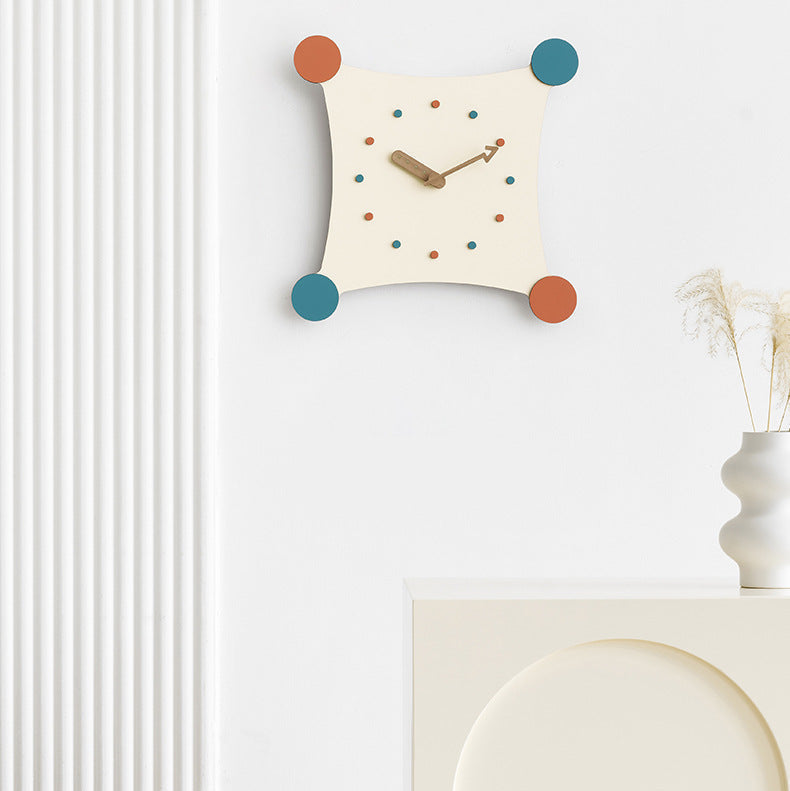 Lisslune | QuietTime - Elegant silent wall clock