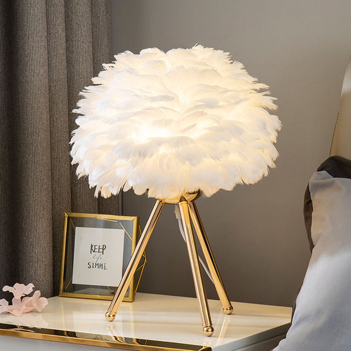 Lisslune | Feather Table Lamp