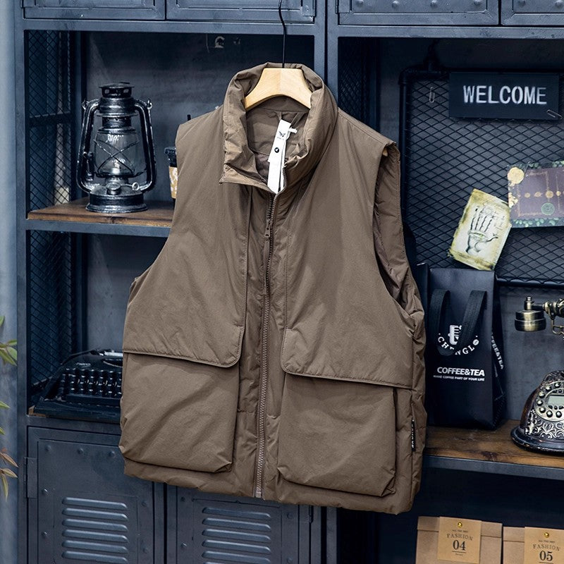 Men's Insulated Outdoor Vest with Practical Pockets and High Collar Lisslune