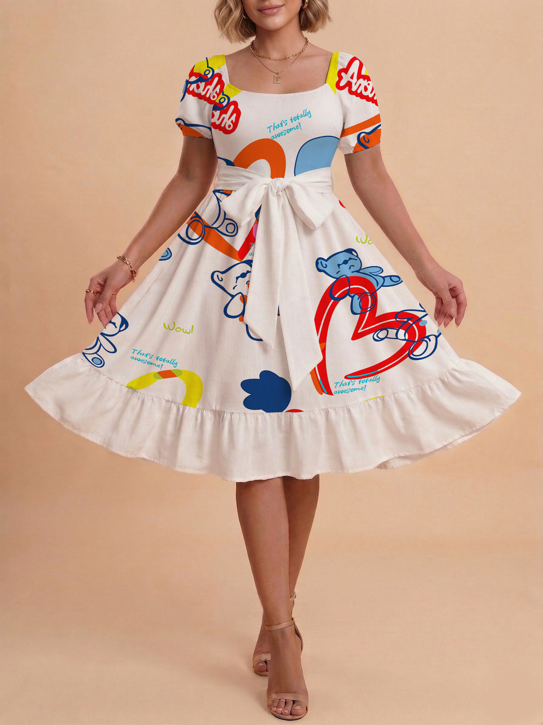 Women's dress with tailored fit and playful floral pattern Lisslune