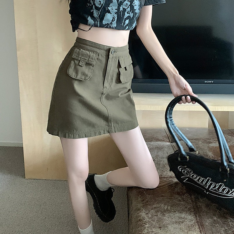 Women's cargo skirt in fashionable utility style with practical pockets