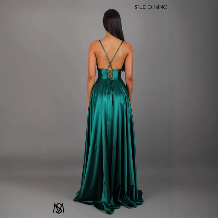 Ladies Elegant Maxi Dress with Deep V-Neck and Fashionable Split