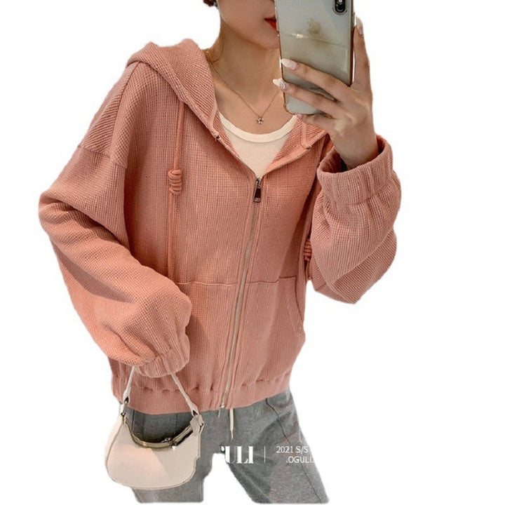 Women's casual hoodie with a generous cut and high-quality materials