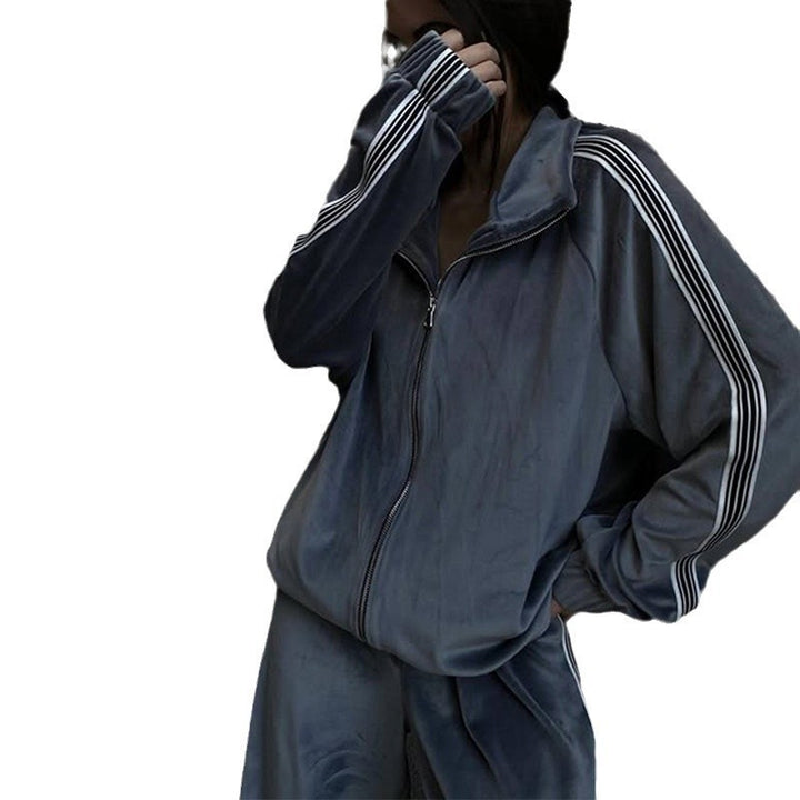 Women's sporty fleece loungewear set with practical pockets and high collar Lisslune