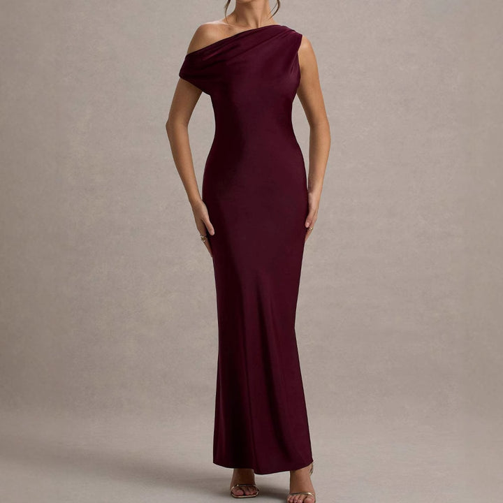 Women's elegant, off-the-shoulder maxi dress with flowing cut and ruffles Lisslune