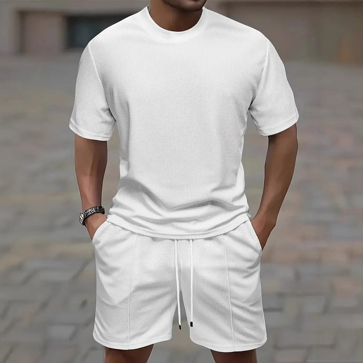 Men's comfortable leisure set with high-quality T-shirt and shorts Lisslune