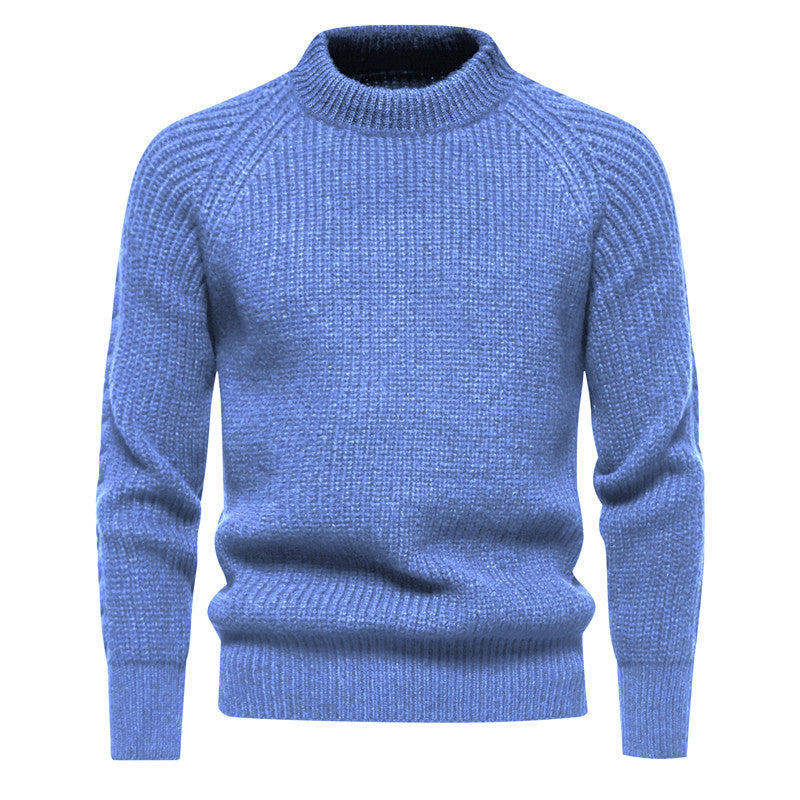 Men's chunky knit sweater with high collar and timeless design Lisslune