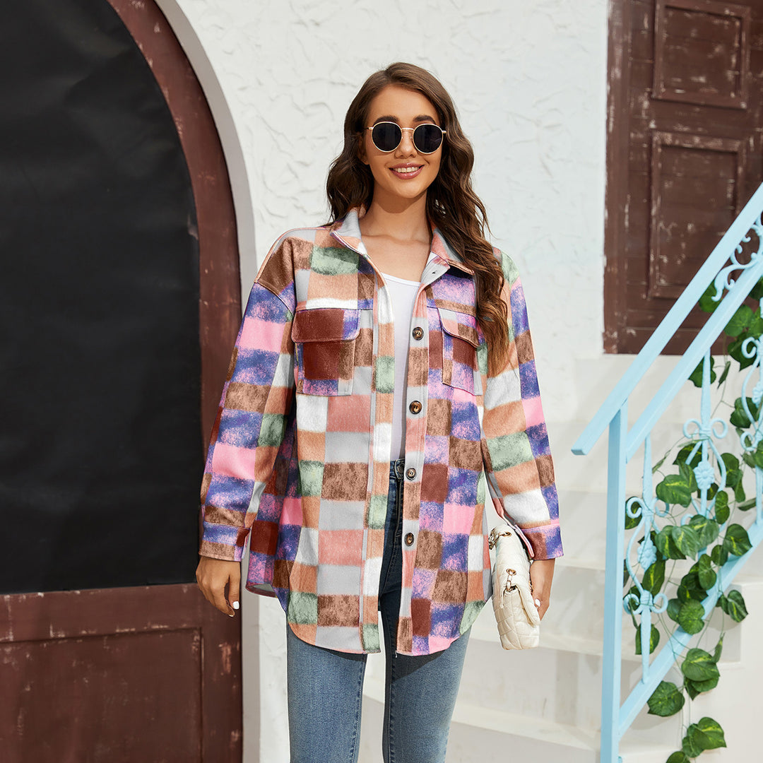 Ladies Checked Flannel Jacket with Practical Pockets and Oversized Cut