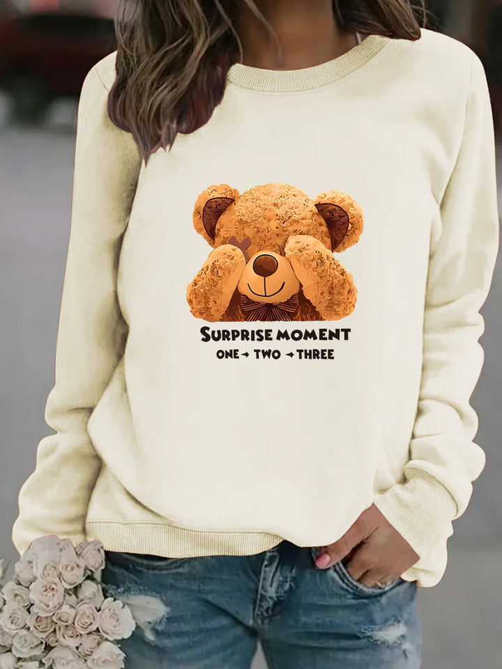 Women's sweatshirt with cute bear design and modern lettering Lisslune
