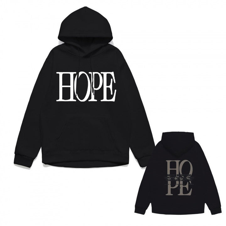 Women's hoodie with eye-catching lettering and conveniently designed kangaroo pocket Lisslune