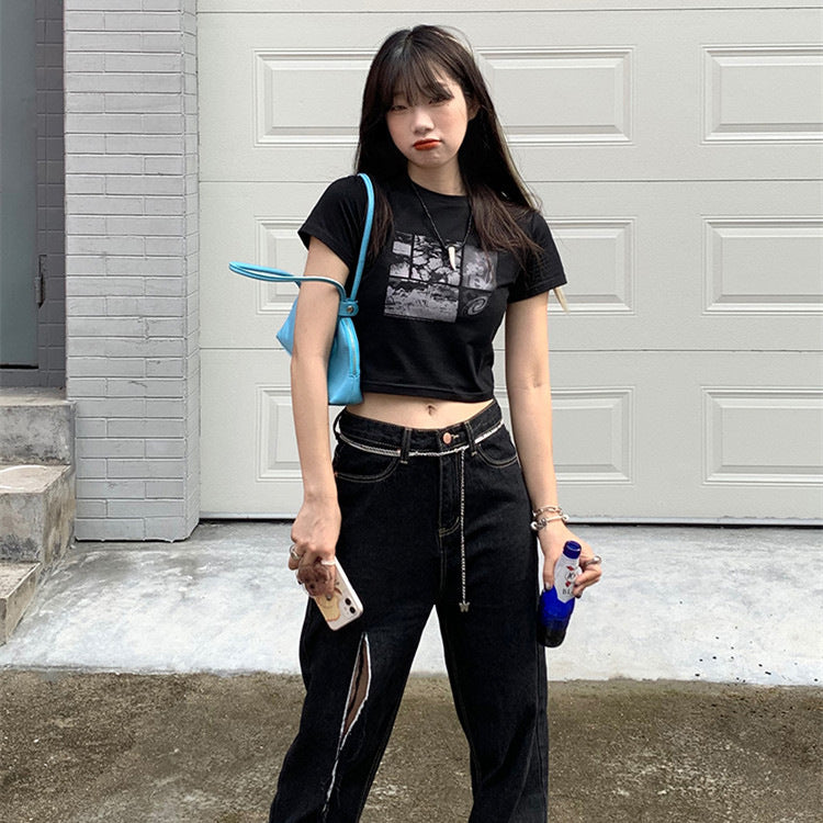 Ladies Cropped T-Shirt with creative graphic design Lisslune