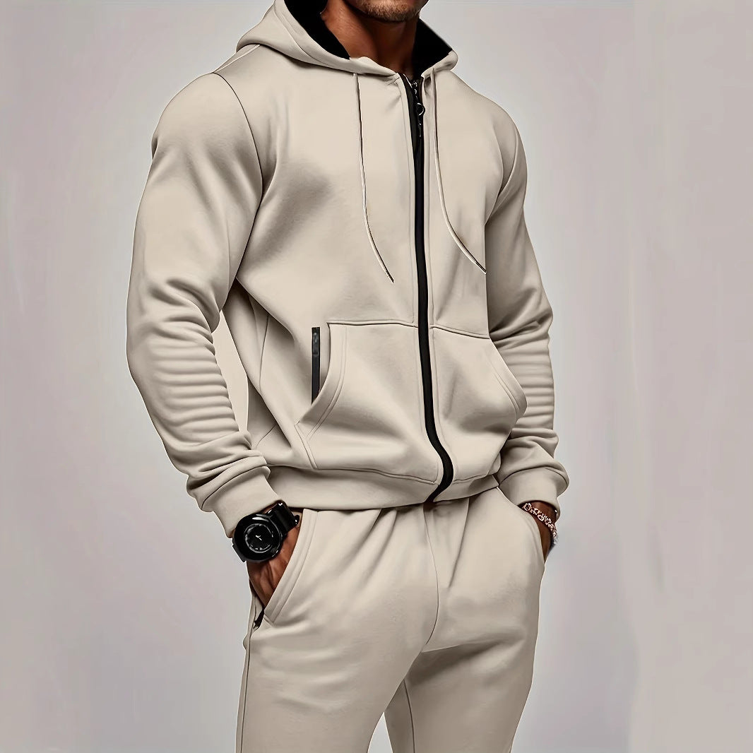 Men's sporty hoodie set with functional pockets and high-quality workmanship Lisslune