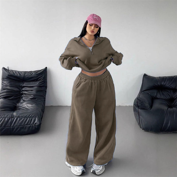 Women's sporty fleece loungewear set with high collar and loose fit Lisslune