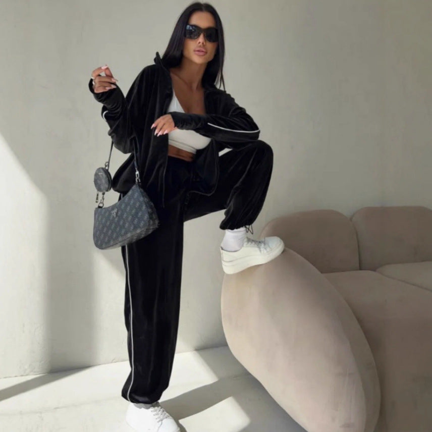 Lady sporty fleece training suit with contrasting details Lisslune