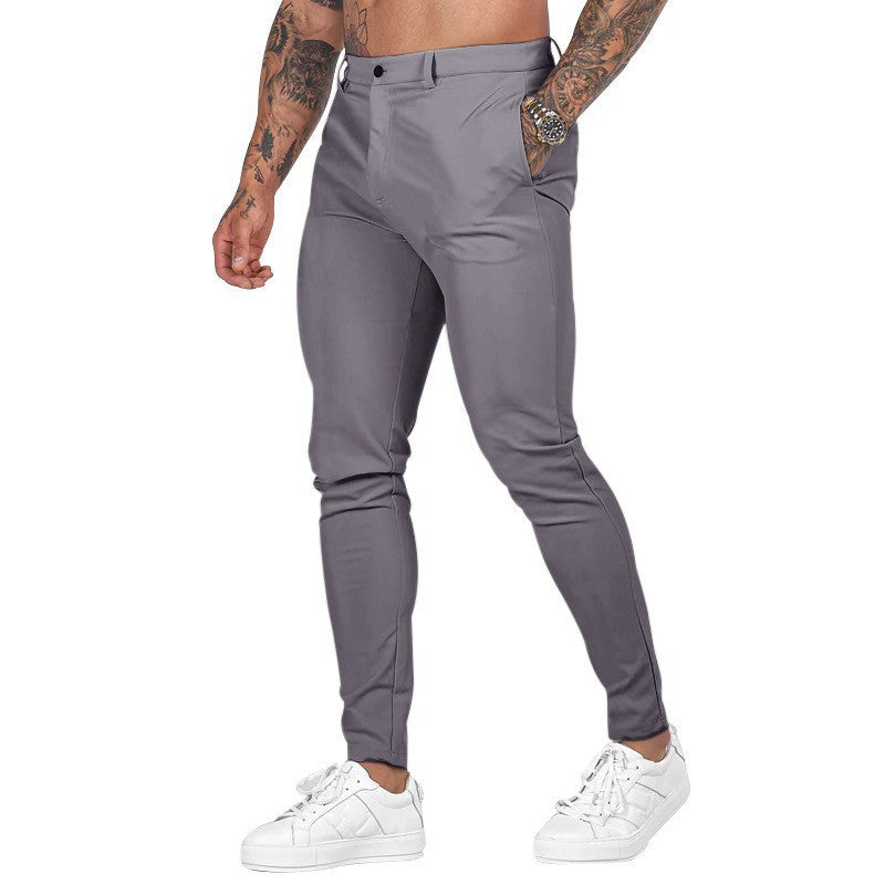 Men's chinos in slim-fit cut from Lisslune