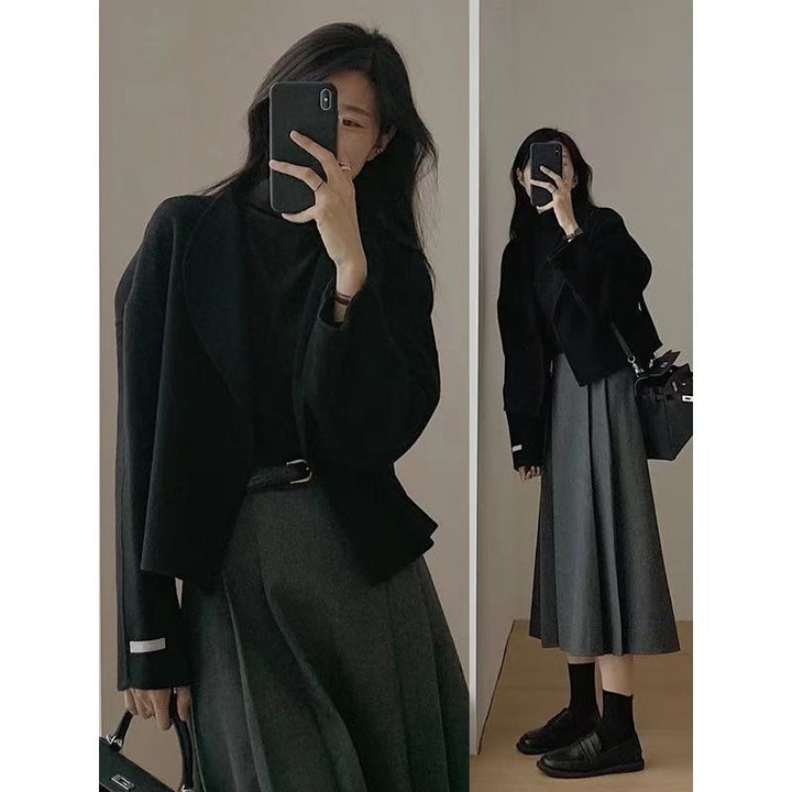 Women's Fashion Short Jacket with Chic Cut and Detail-rich Seams Lisslune