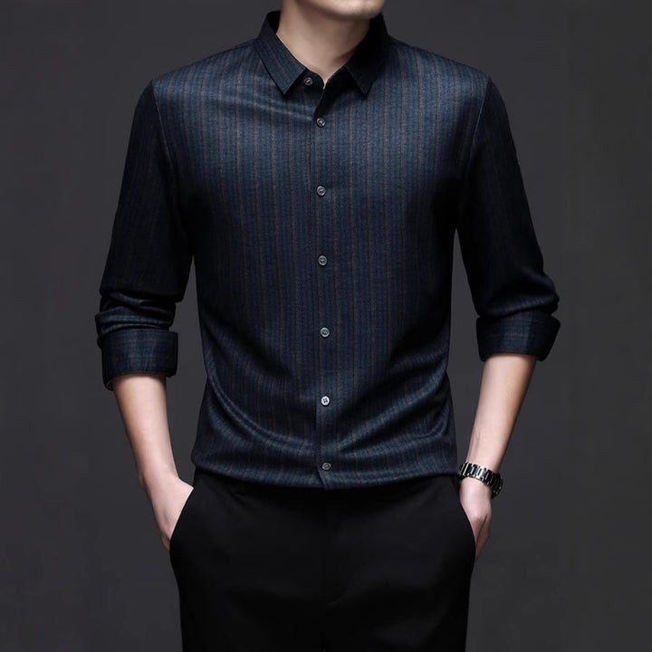 Men's long-sleeve shirt with fine striped texture and modern cut Lisslune