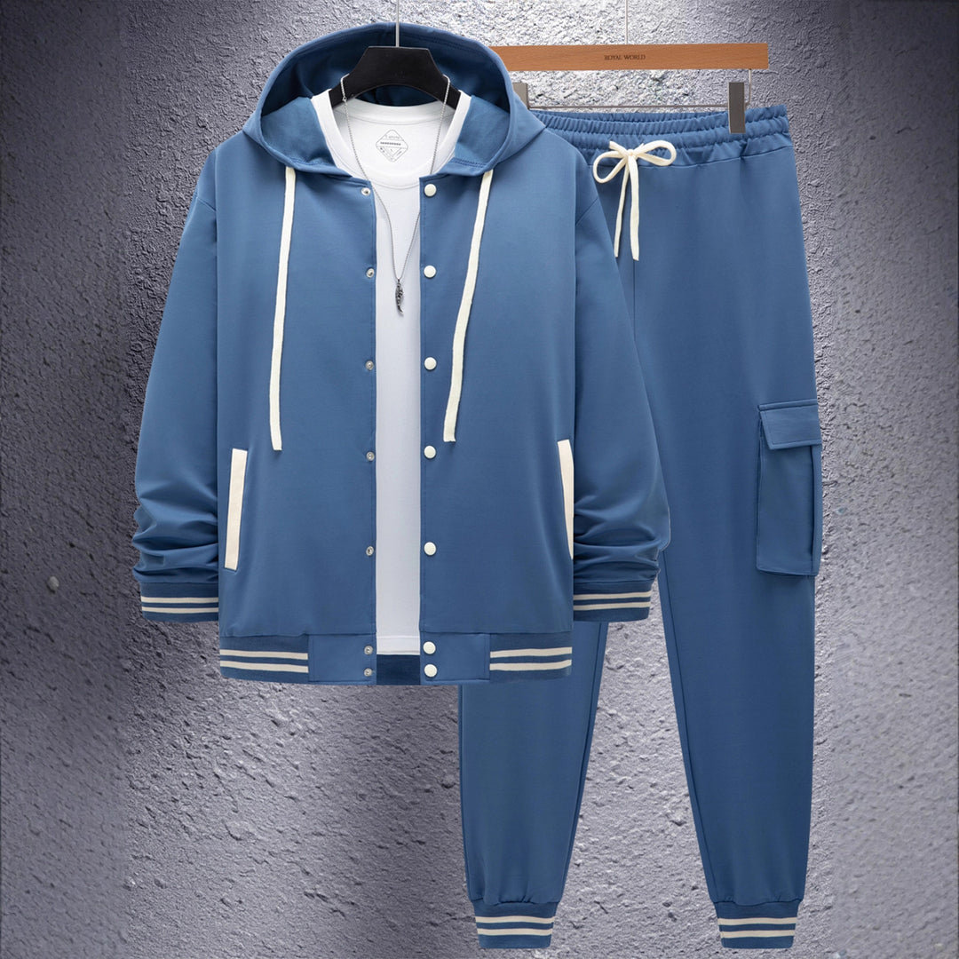 Men's sporty hoodie and jogger set with practical pocket and optimal fit Lisslune