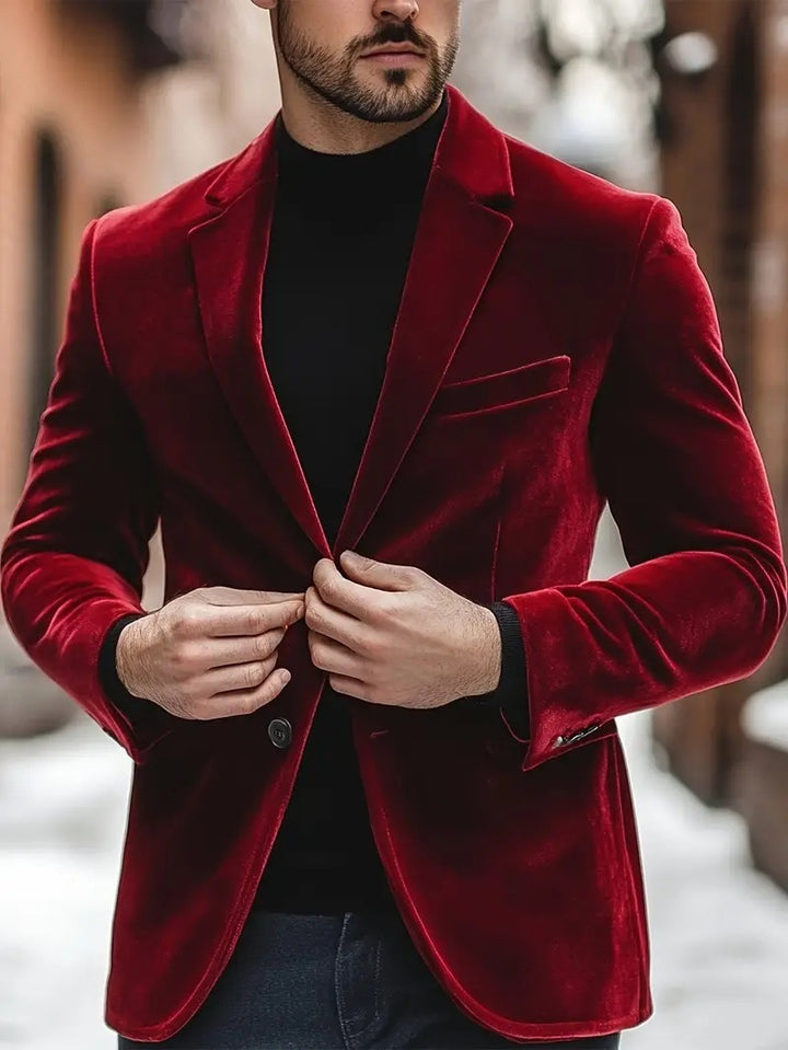 Men's elegant velvet blazer with modern cut Lisslune
