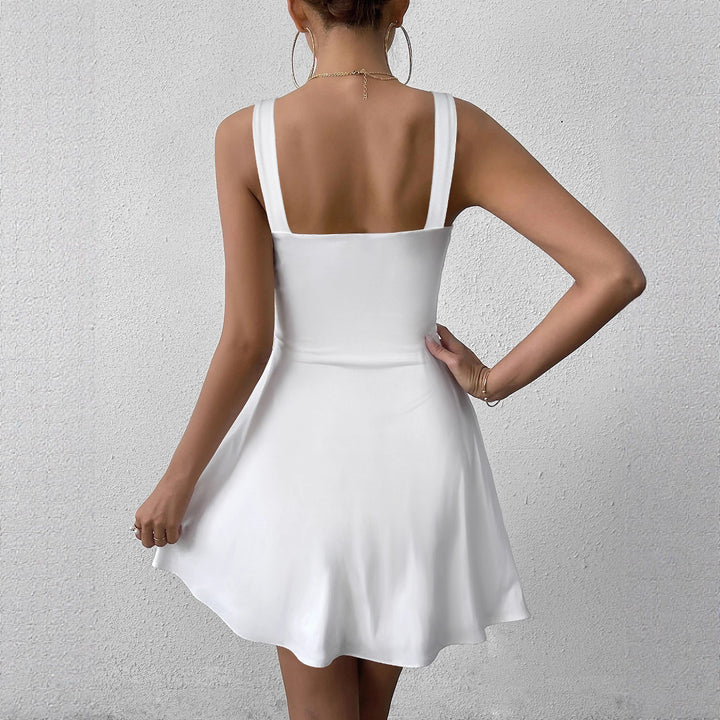 Damen Cut-Out Minikleid mit Knopfdetail und figurbetontem Schnitt Lisslune