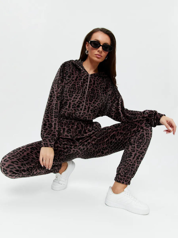 Women's velvety hoodie suit Lisslune
