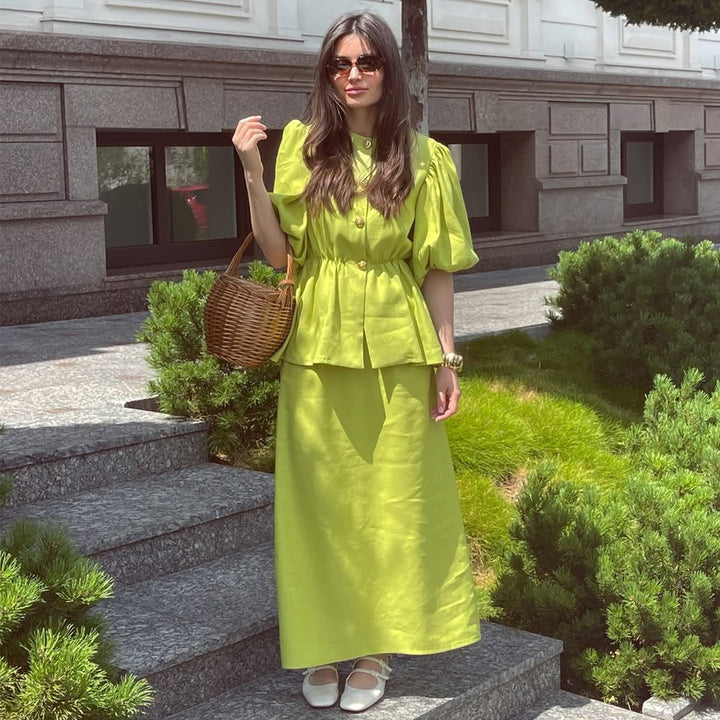 Women's maxi dress with voluminous puff sleeves and tailored trim Lisslune