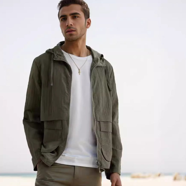 Men's lightweight jacket in casual style with spacious pockets Lisslune