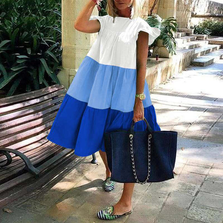 Women's casual summer dress with trendy ruffle design and airy cut