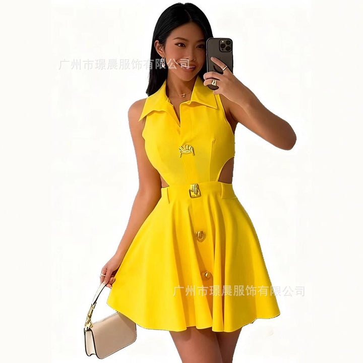 Women's fashionable wedding dress with button closure and side cut-outs Lisslune