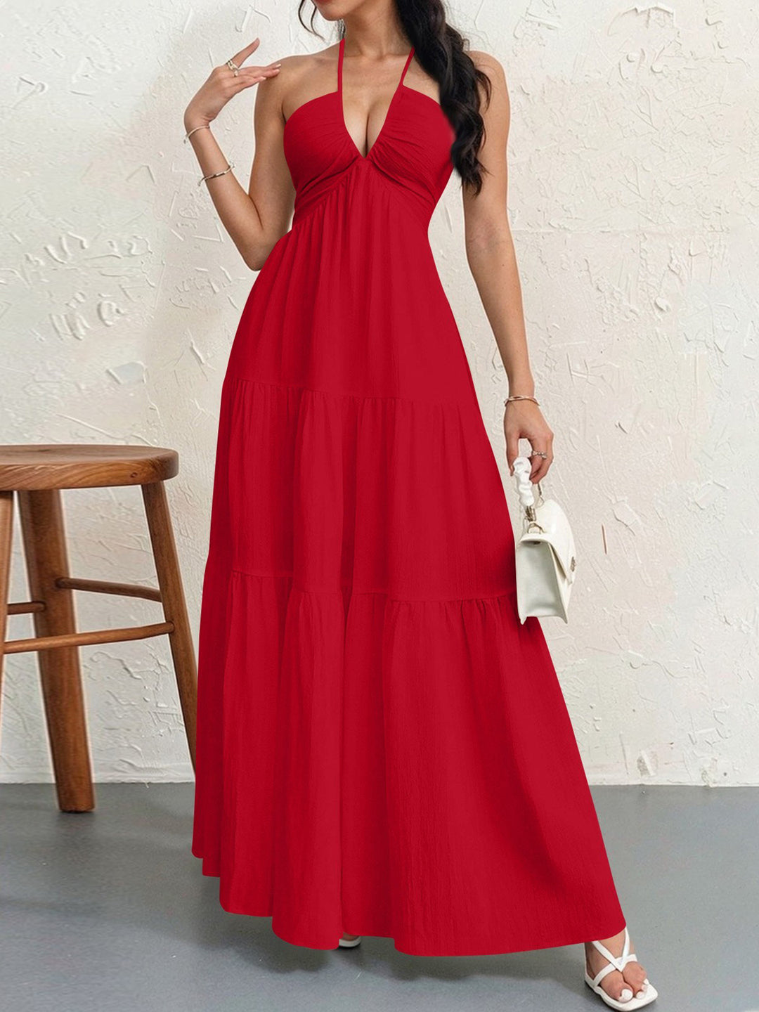Women’s maxi dress with deep V-neckline and airy silhouette Lisslune