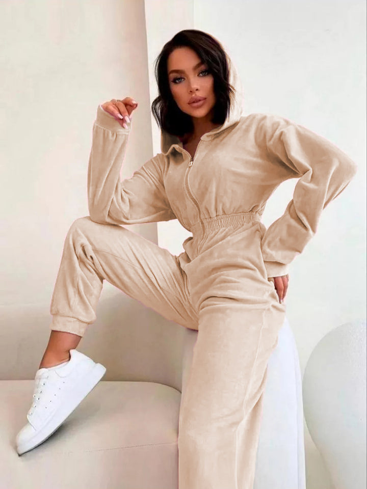 Ladies sporty fleece jumpsuit with hood and elastic waist belt Lisslune