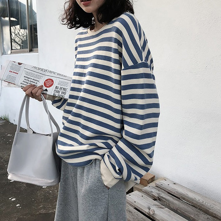 Women's striped sweatshirt with a loose fit and casual sleeves